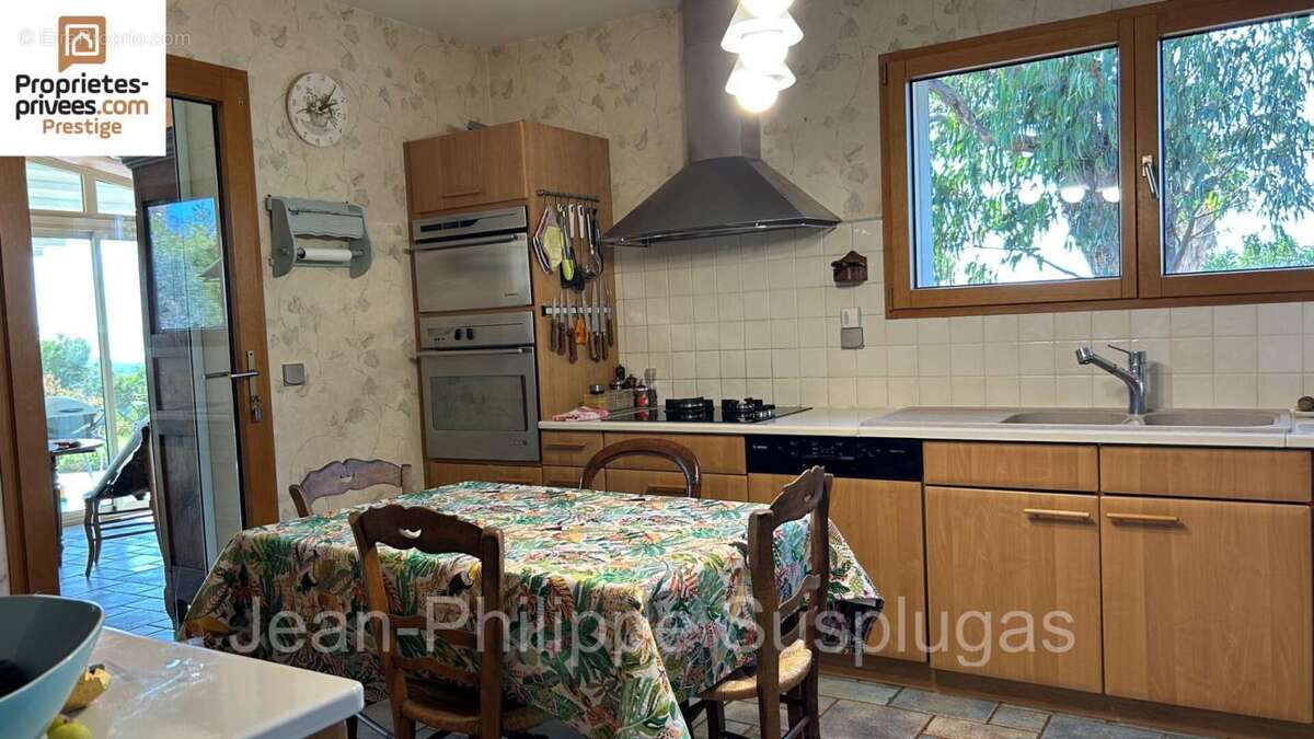 Villa La Cadiere D Azur 7 pièce(s) 230 m2 - photo 9