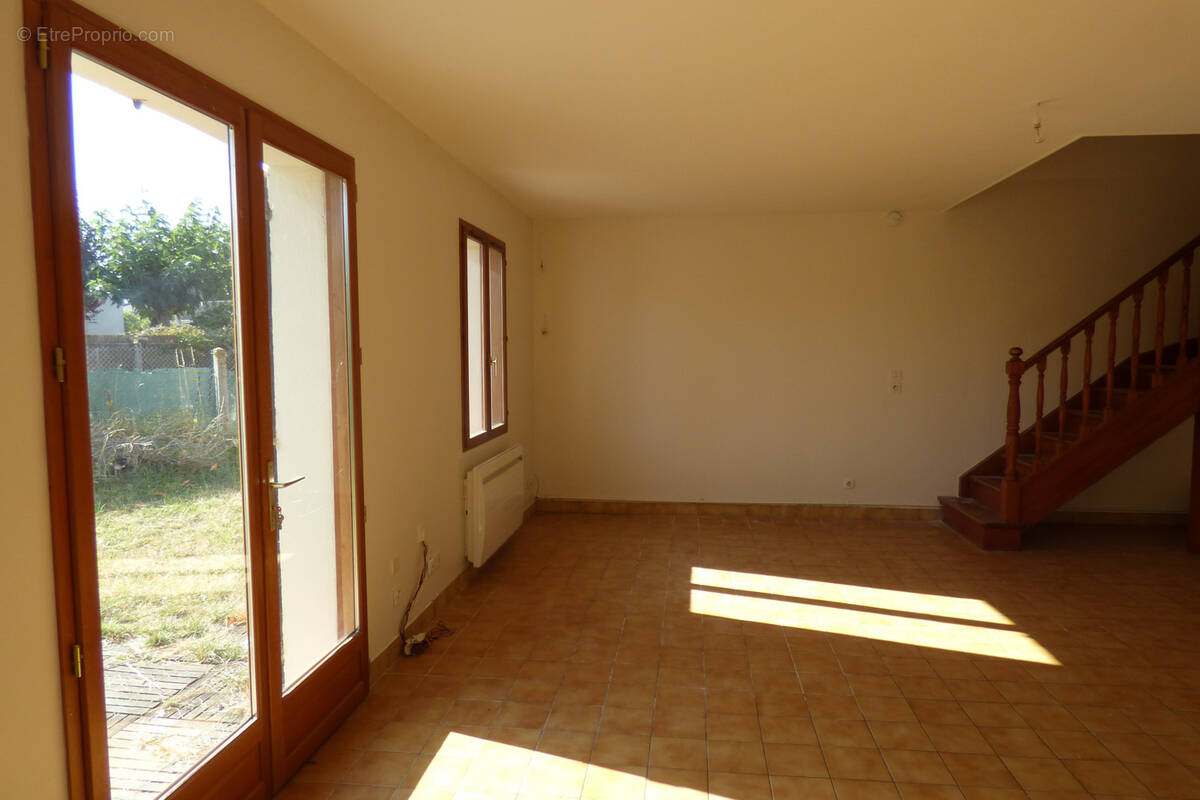 Maison à FLEURY-LES-AUBRAIS