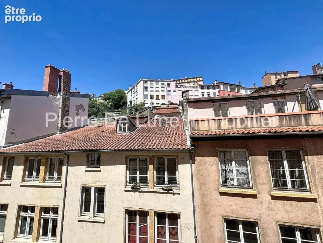 Lyon 1er – Appartement de caractère à réinventer  Charme de l'ancien, dressing, cave & grenier - photo 22