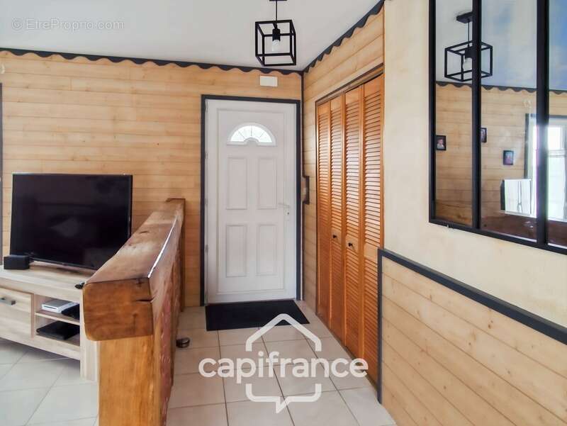 Maison à vendre 7 pièces MONTAILLE (72)  -  terrain de 840 m²  - - photo 6