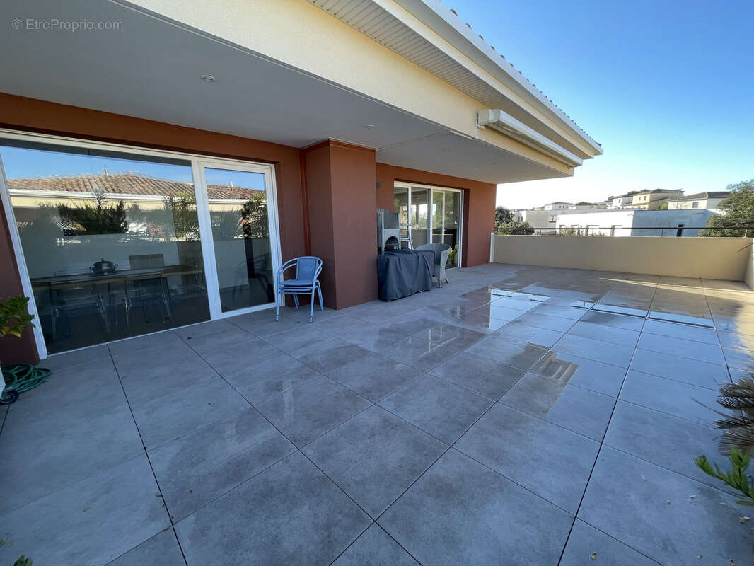 Appartement à NIMES