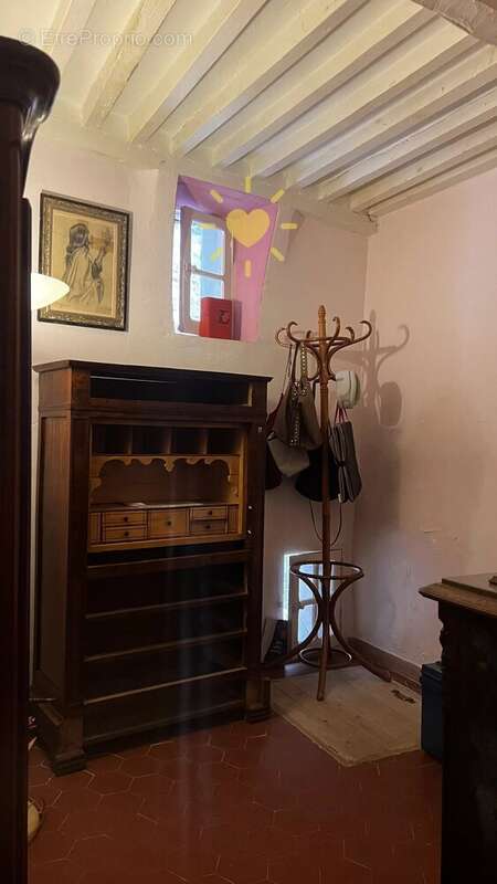 CLAVIERS : Belle maison de village restaurée avec terrasse - photo 27