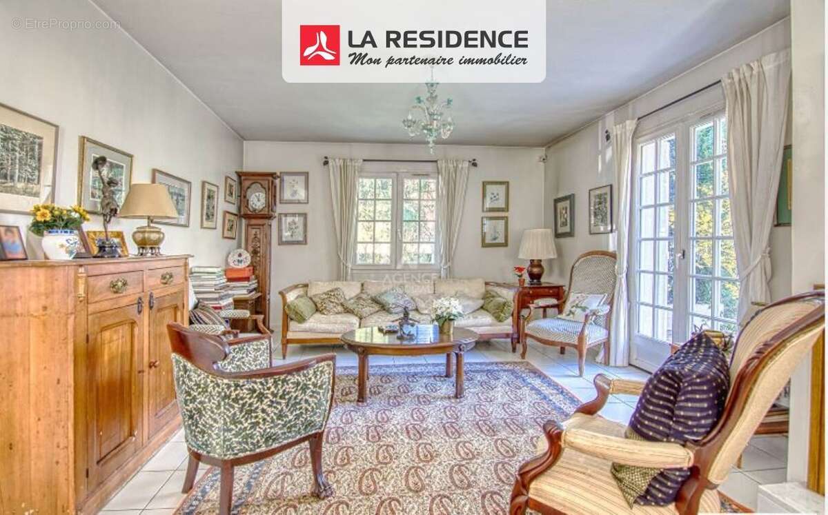 Maison à L'ETANG-LA-VILLE