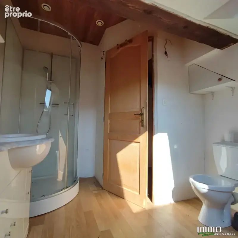 Deux Appartements T3  - 1er et 2e étage avec jardin - photo 8