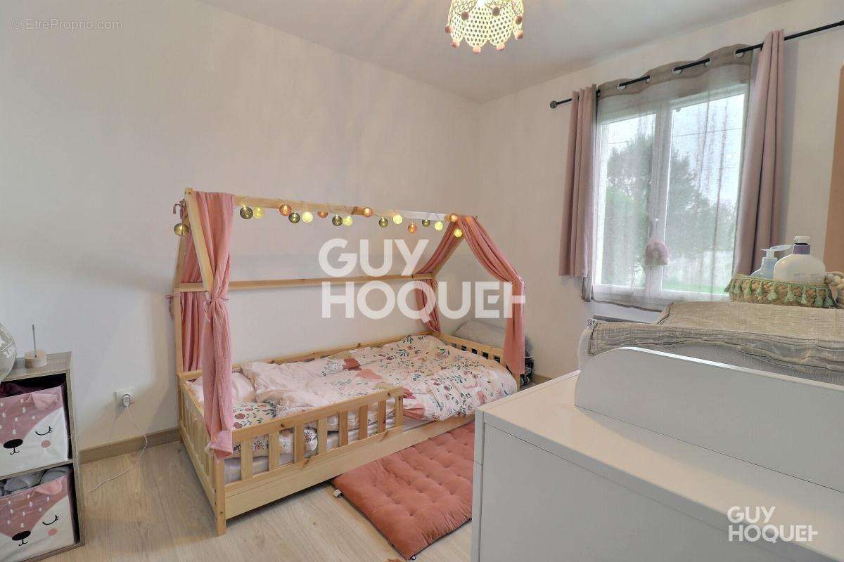 Maison à SAINT-CREPIN