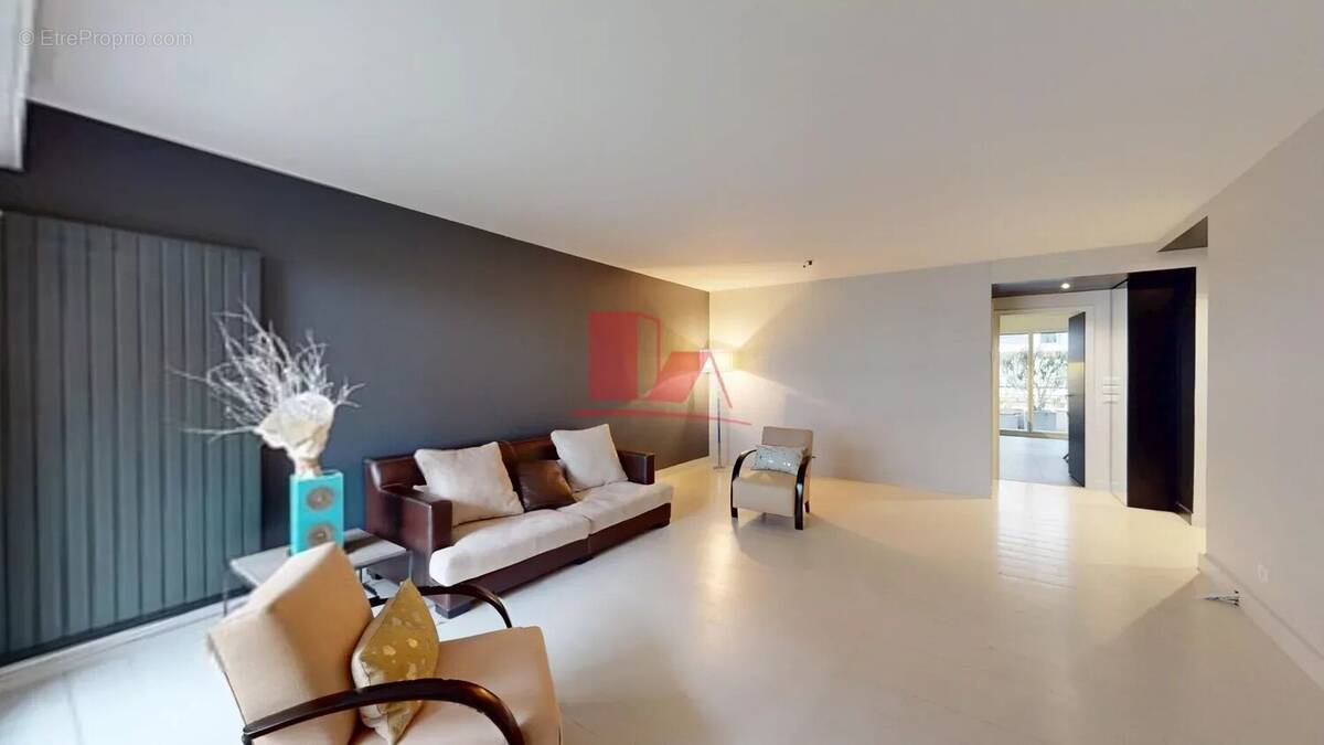 Appartement à ISSY-LES-MOULINEAUX