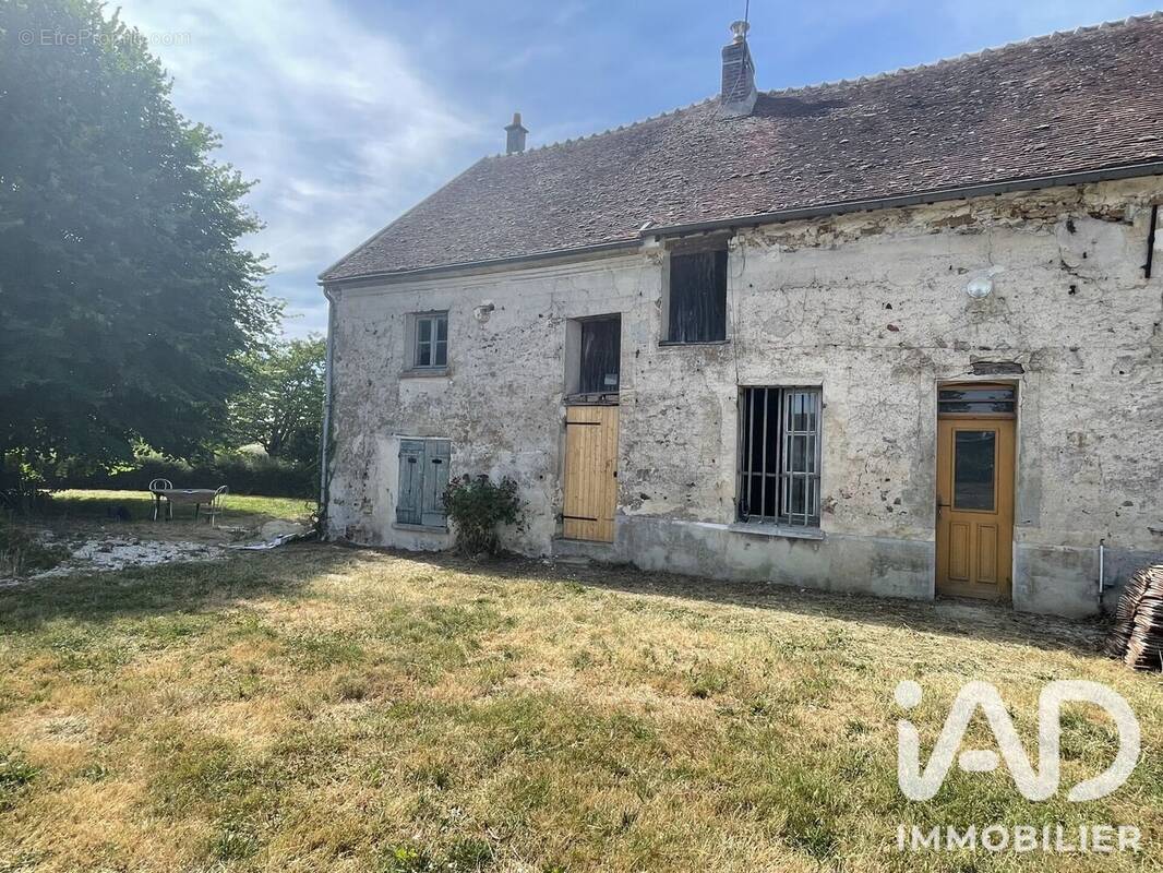 Photo 1 - Maison à BOISSY-LE-CHATEL