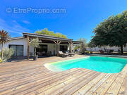 Maison à AMBARES-ET-LAGRAVE