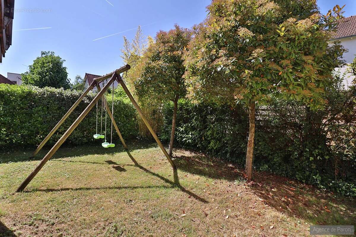 Maison à VERRIERES-LE-BUISSON