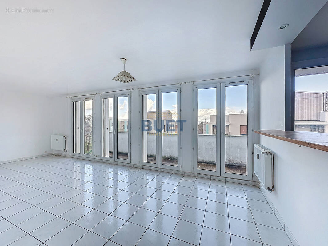 Appartement à QUETIGNY