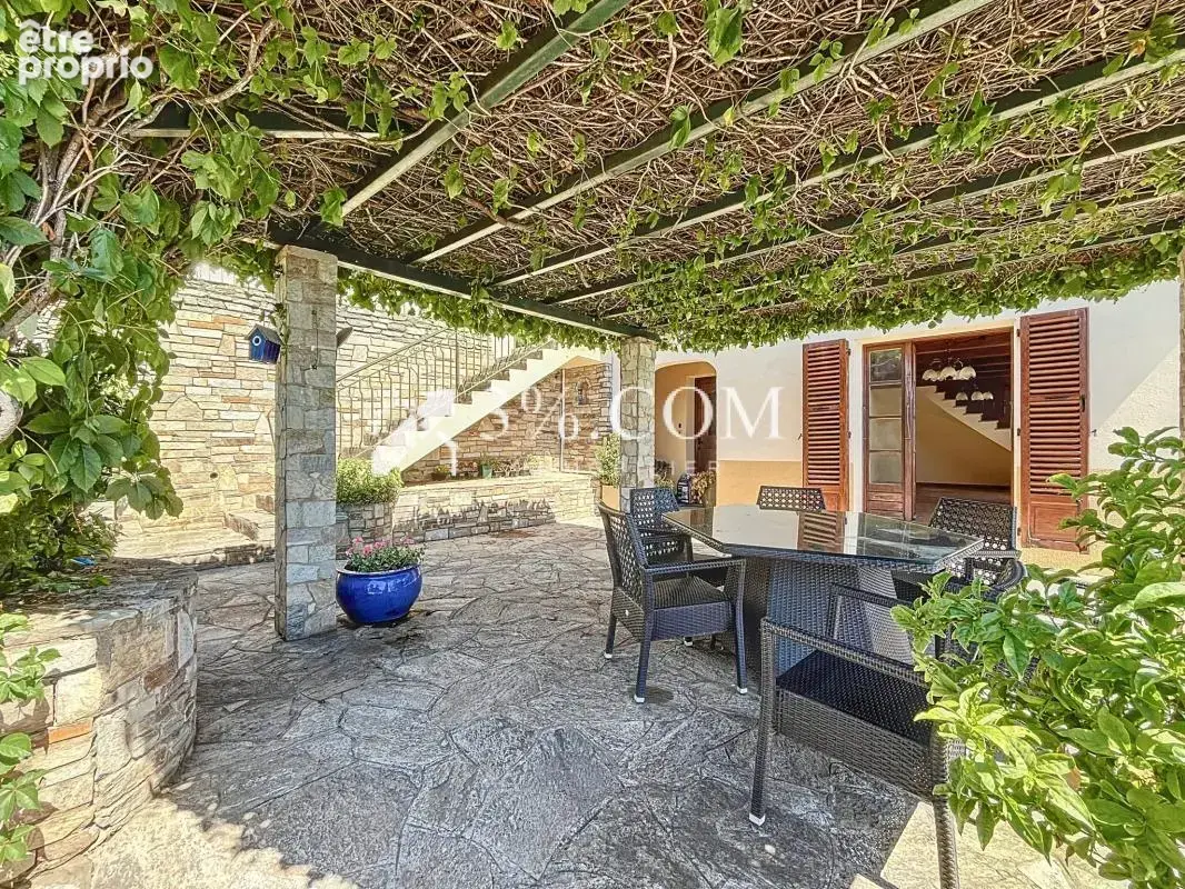 Maison 165 m2 habitables vue exceptionnelle sur mer - photo 7