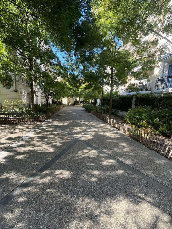 Appartement à HOUILLES