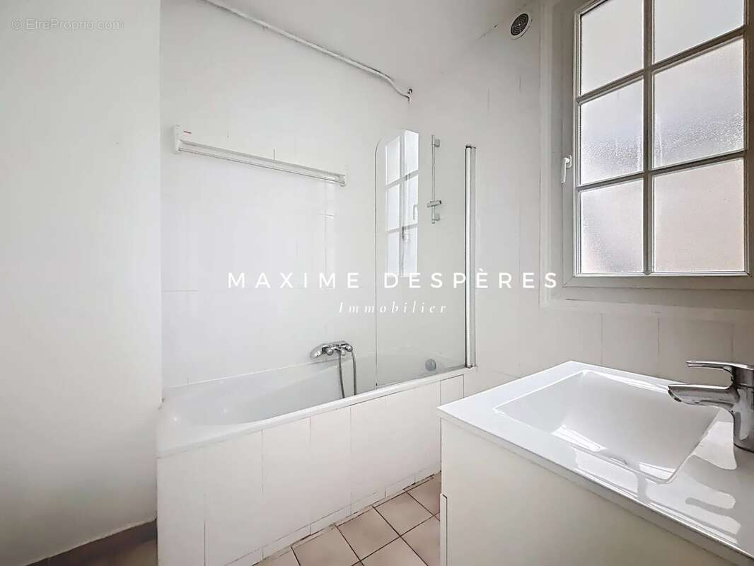 Appartement à LEVALLOIS-PERRET