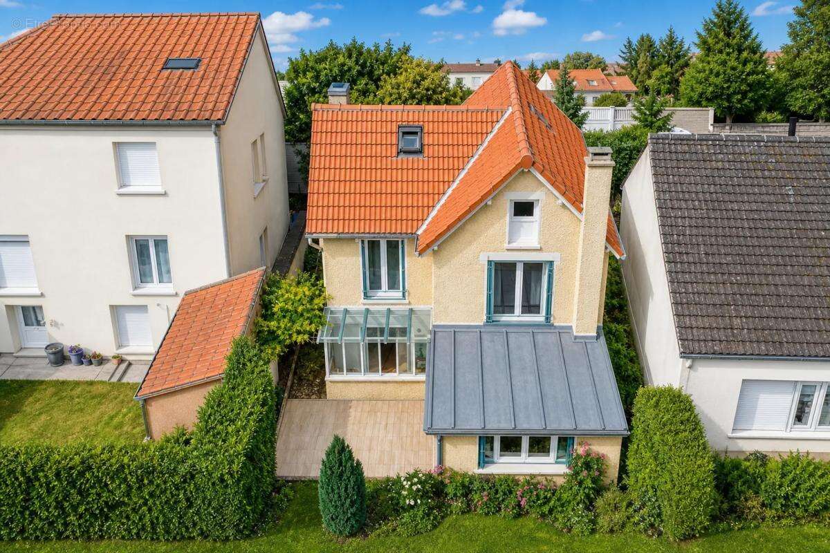 Maison à CHELLES