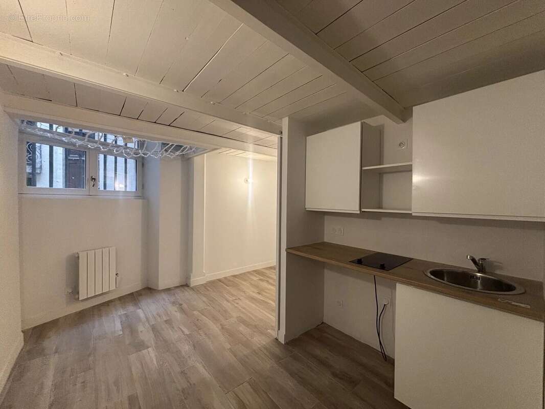 NOUVEAUTE Lyon 1 Opéra - Cœur Presqu'ile - 36m2 carrez - Destination commerciale - photo 2
