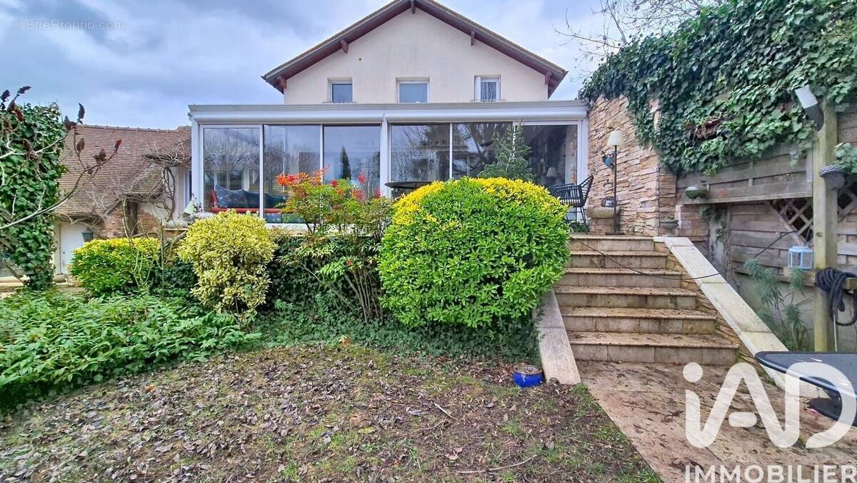 Photo 1 - Maison à MILLY-LA-FORET