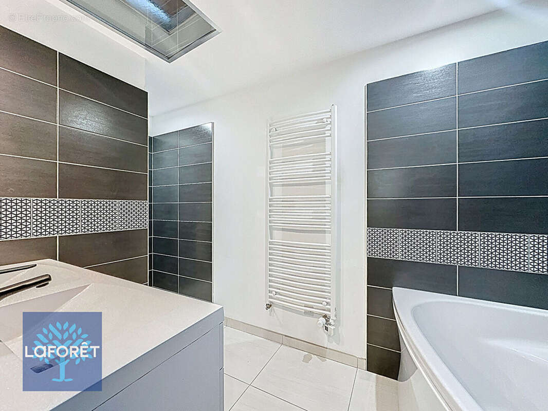 Maison à SAINT-AUBIN-DU-CORMIER