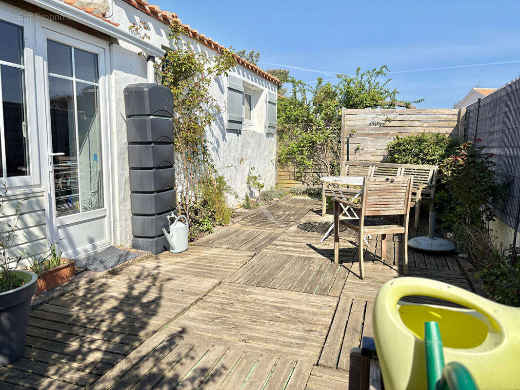 Maison proche du centre et de la plage des Dames - photo 12