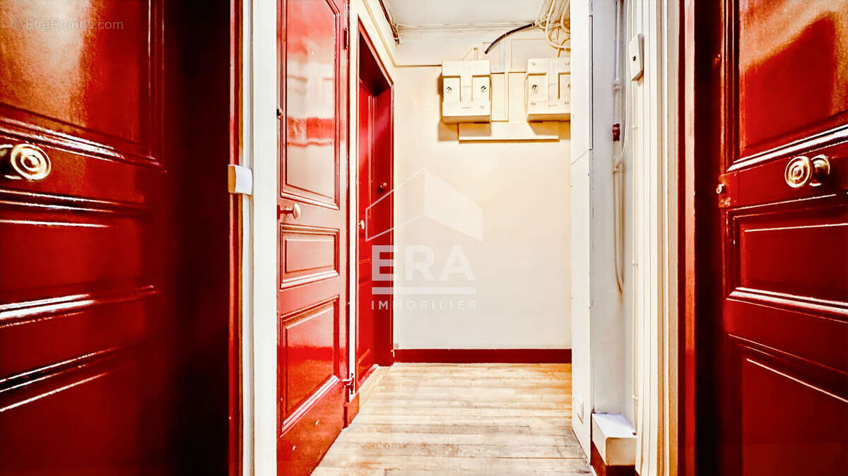 Appartement à PARIS-10E