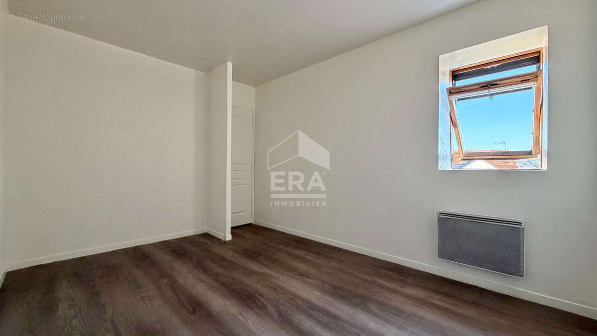 Appartement à CORBEIL-ESSONNES