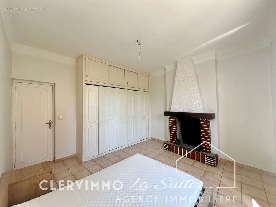 Appartement à MARSEILLE-9E
