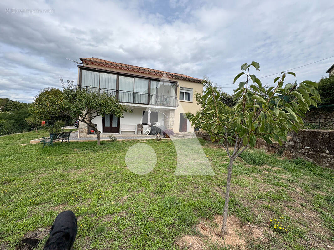 Maison à LARGENTIERE