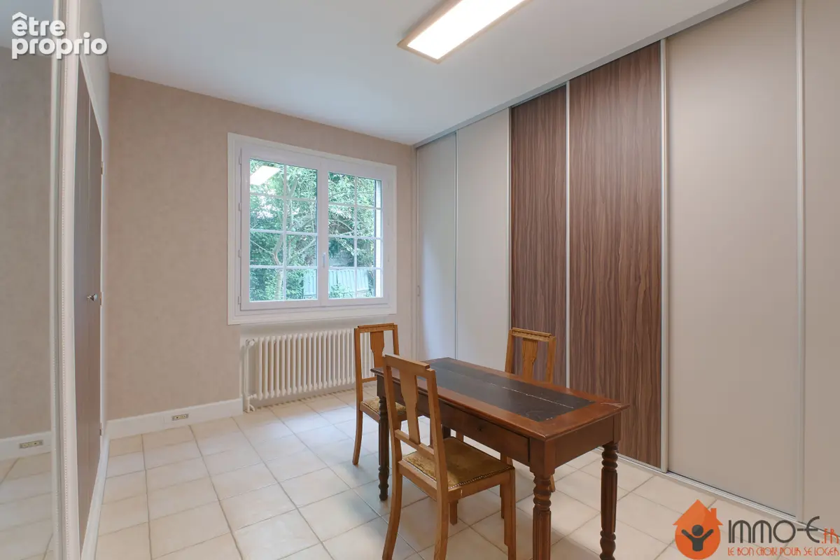 Maison 10 pièces 270 m² à vendre à Esbly (77450) - photo 9