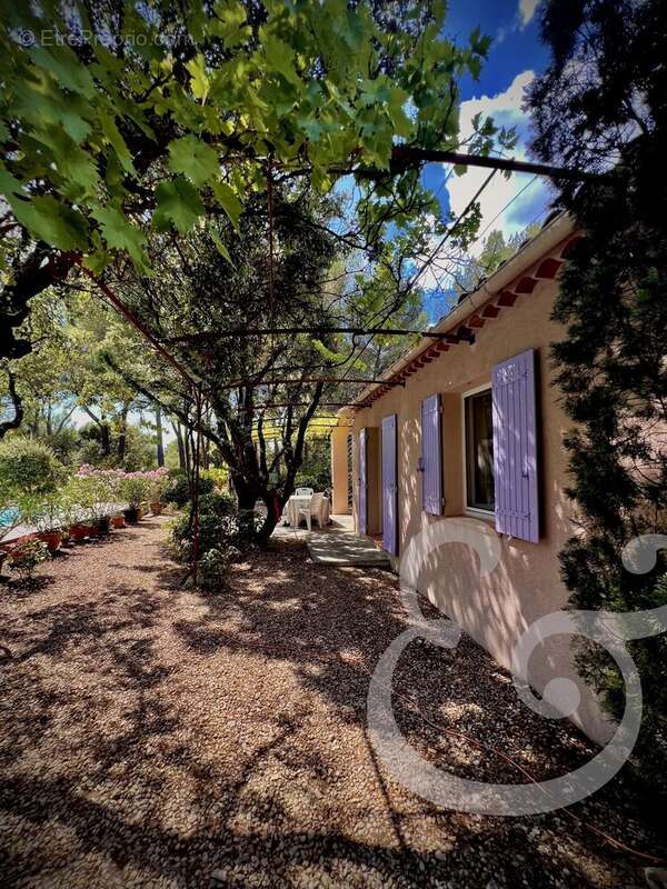 Maison à EYGALIERES