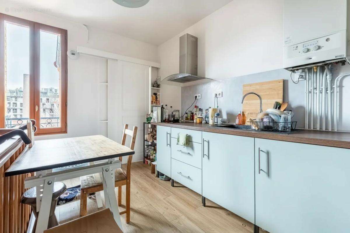 Appartement à AUBERVILLIERS