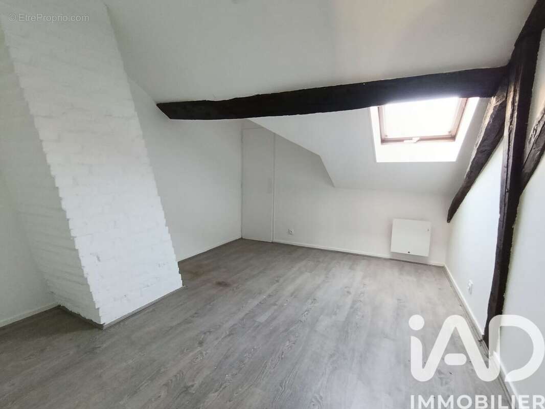 Photo 6 - Appartement à CHARLEVILLE-MEZIERES