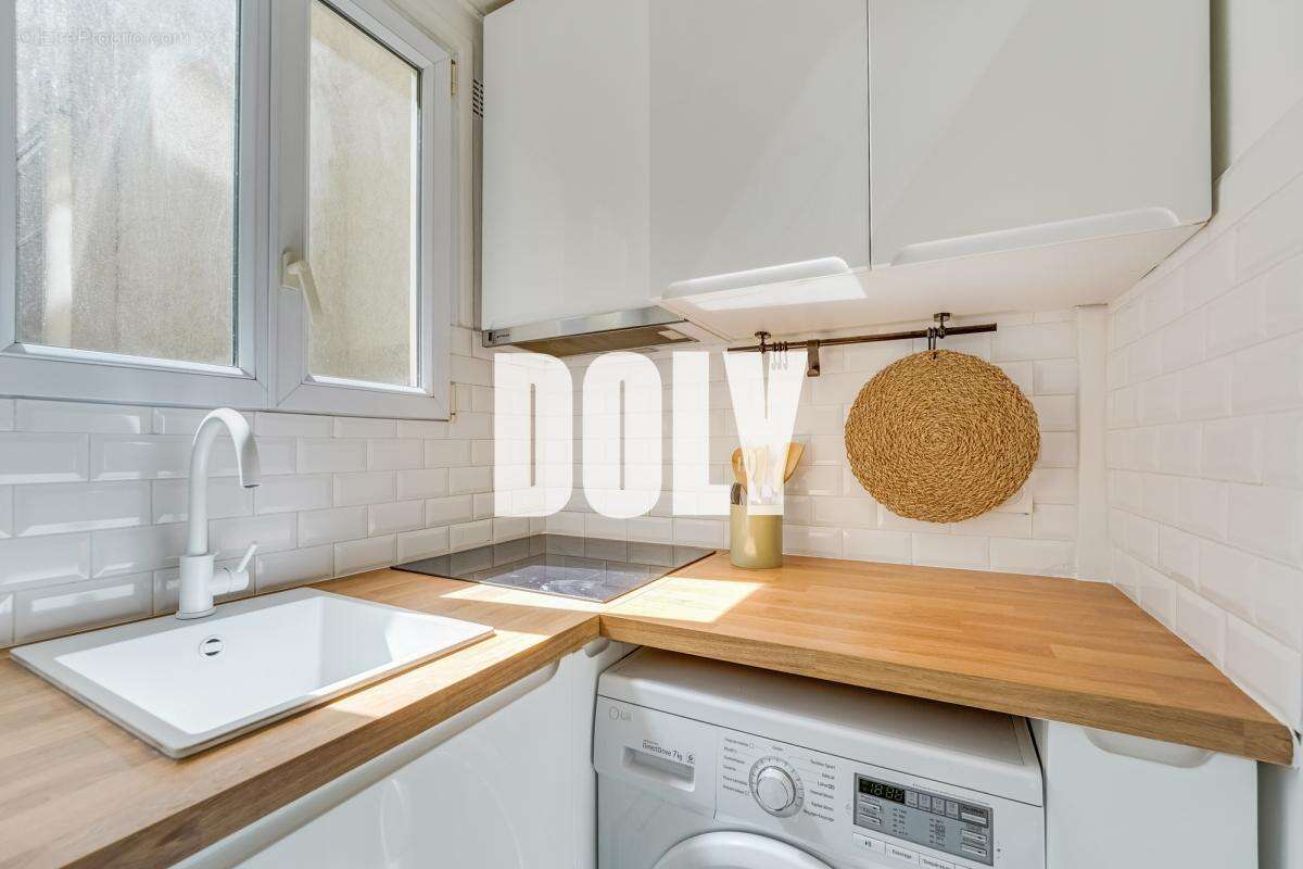 Appartement à PARIS-18E