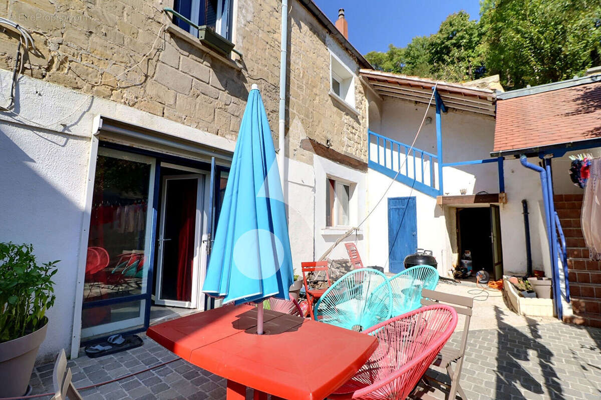 Maison à PONTOISE