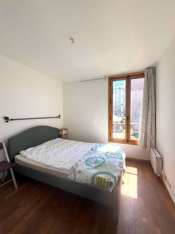 Appartement à PARIS-20E