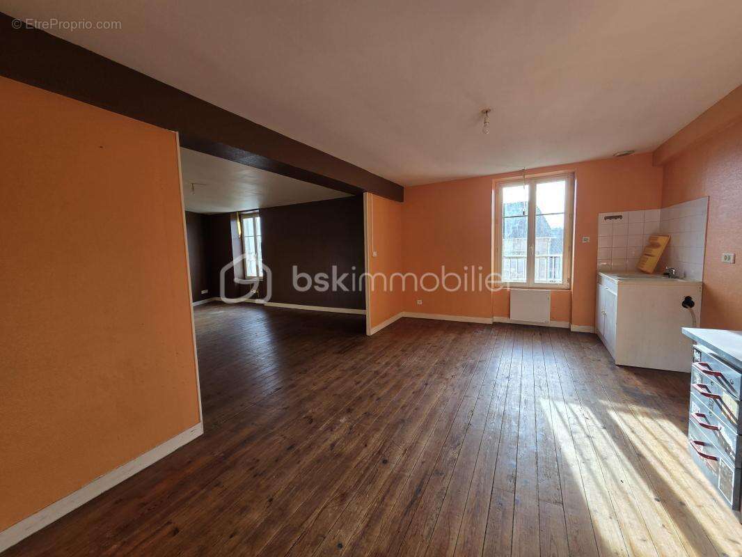 Opportunité exceptionnelle au cœur de Saint-Secondin – Immeuble mixte commerce & habitation - photo 18