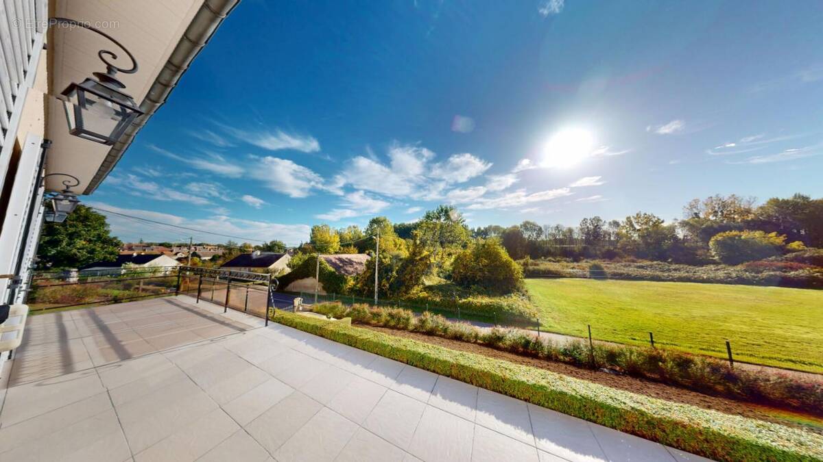 Maison à SAINT-BOHAIRE