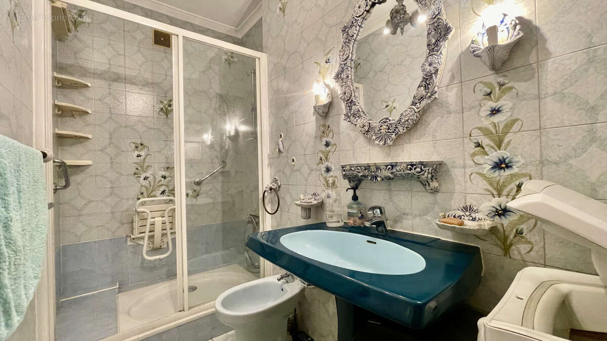 Appartement à LYON-1E