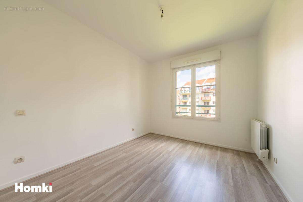 Appartement T3 de 63 m² à Lille 59800, Rue de la Cense aux Blés - photo 7