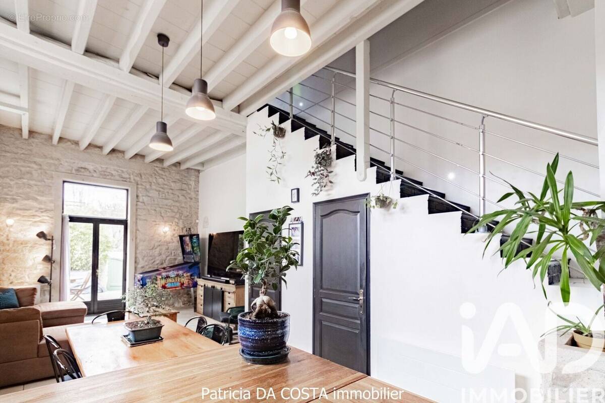 Photo 1 - Maison à MAREIL-SUR-MAULDRE