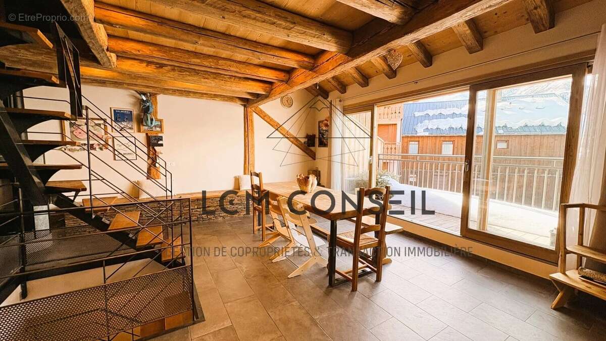 Maison à LES AVANCHERS-VALMOREL