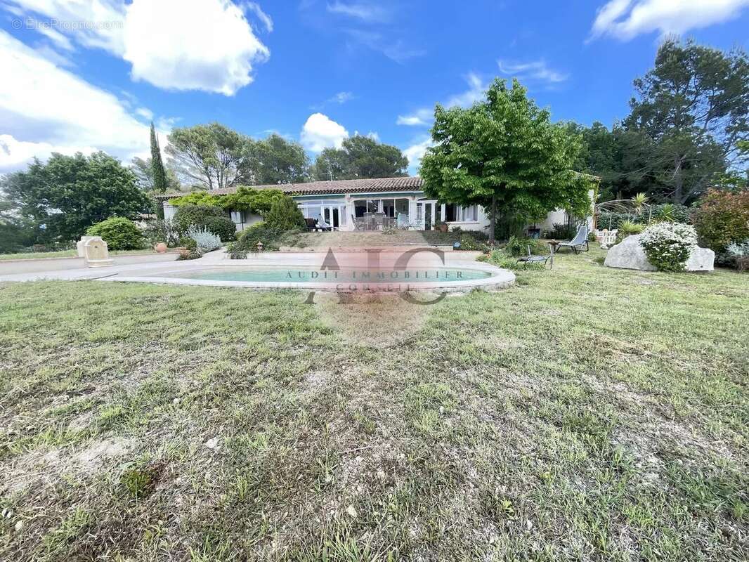 Maison à SAINT-PAUL-EN-FORET