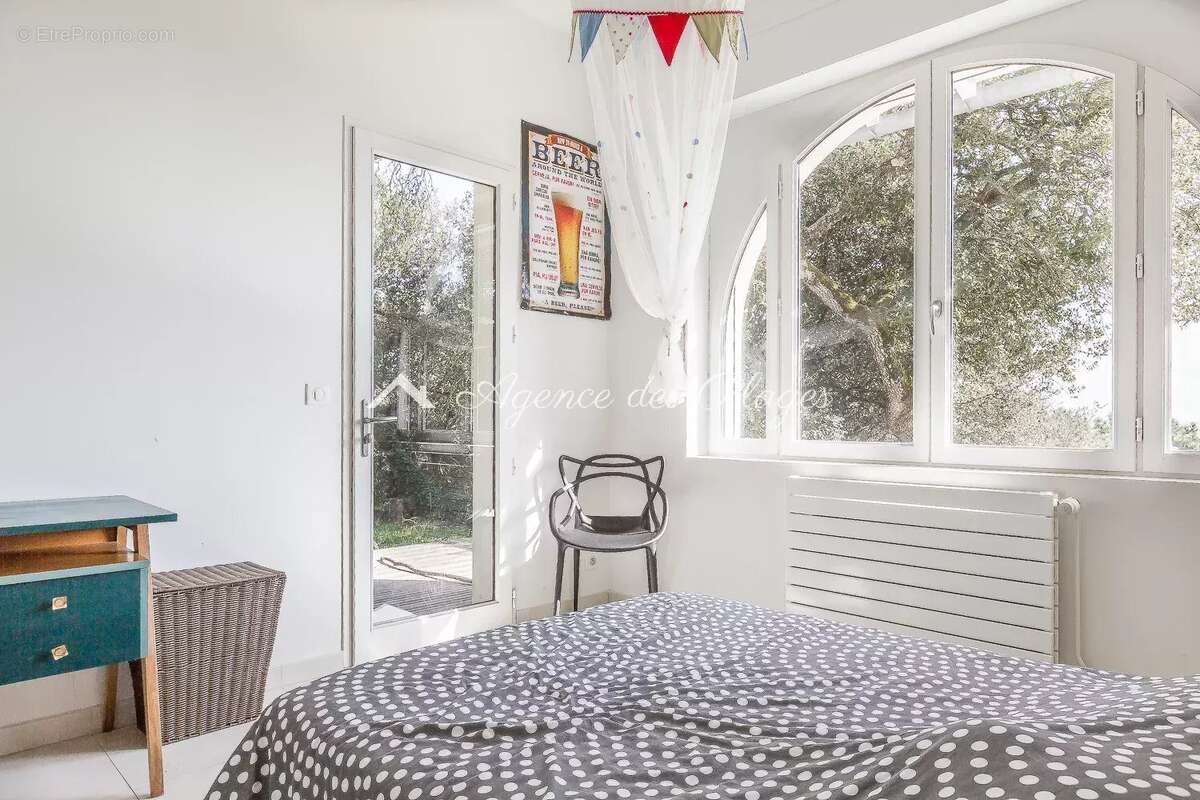 Maison à SAINT-GEORGES-DE-DIDONNE