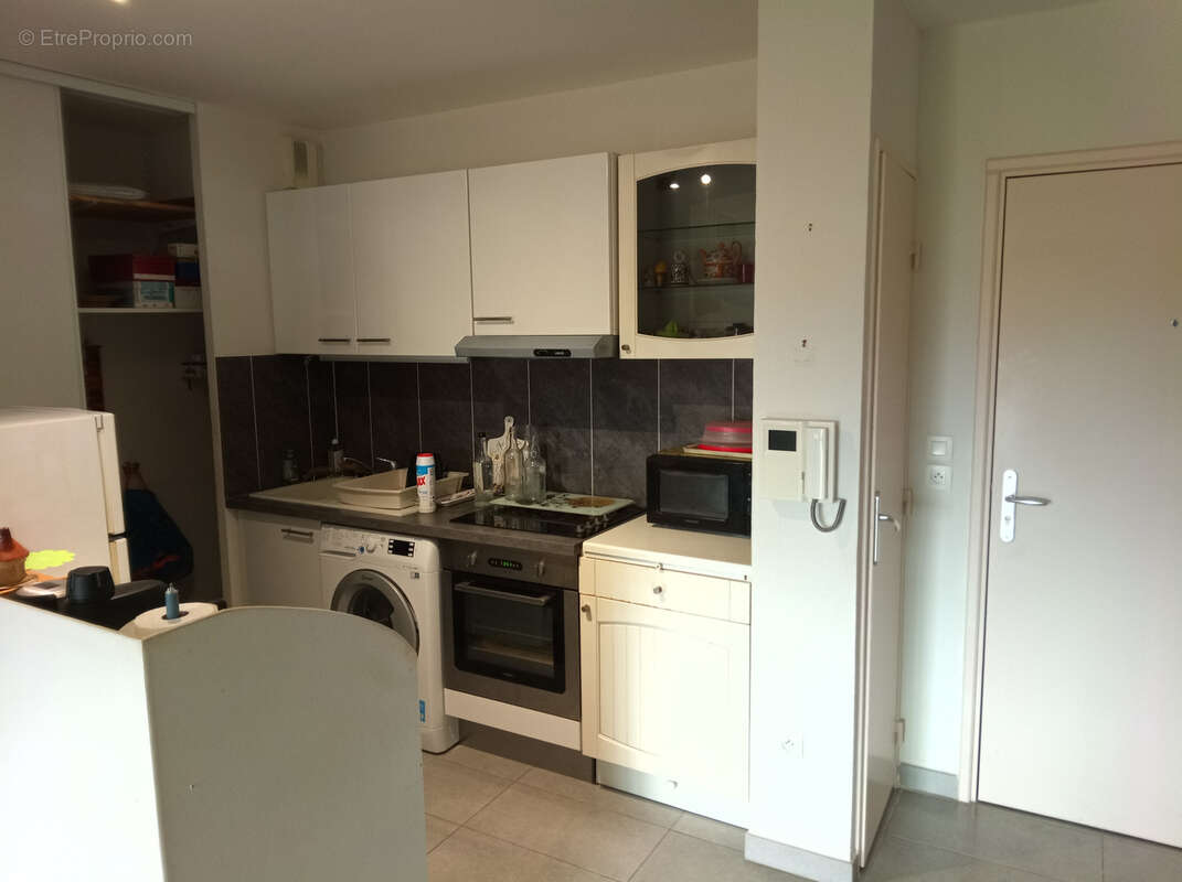 Appartement à LA CRAU