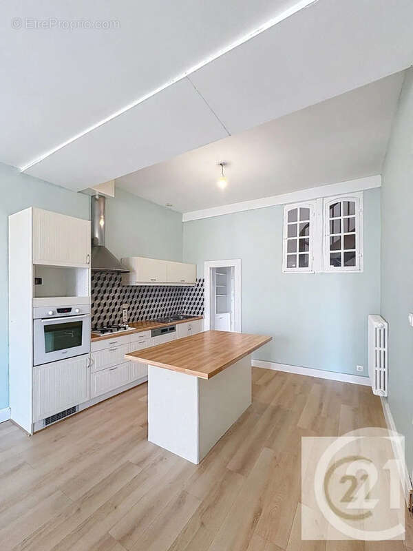 Maison à VILLEFRANCHE-DE-LAURAGAIS