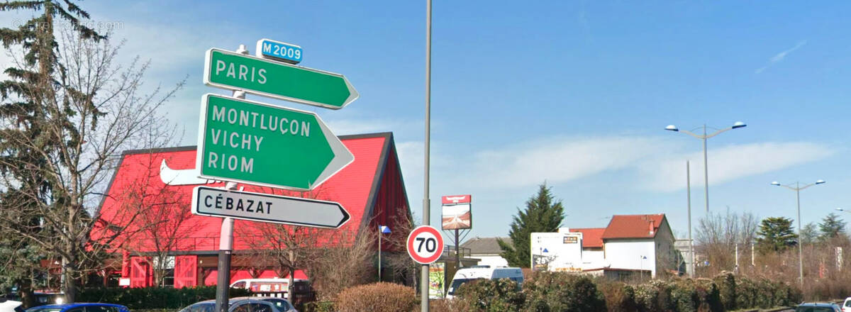 Parking à CLERMONT-FERRAND
