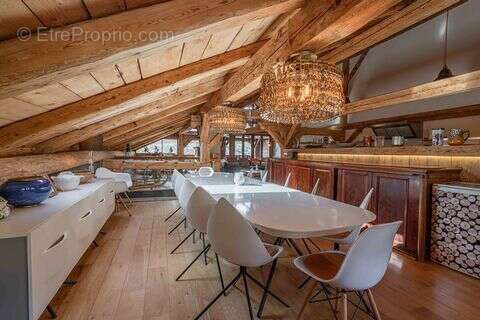 Maison 350 m² à Morzine  - photo 2