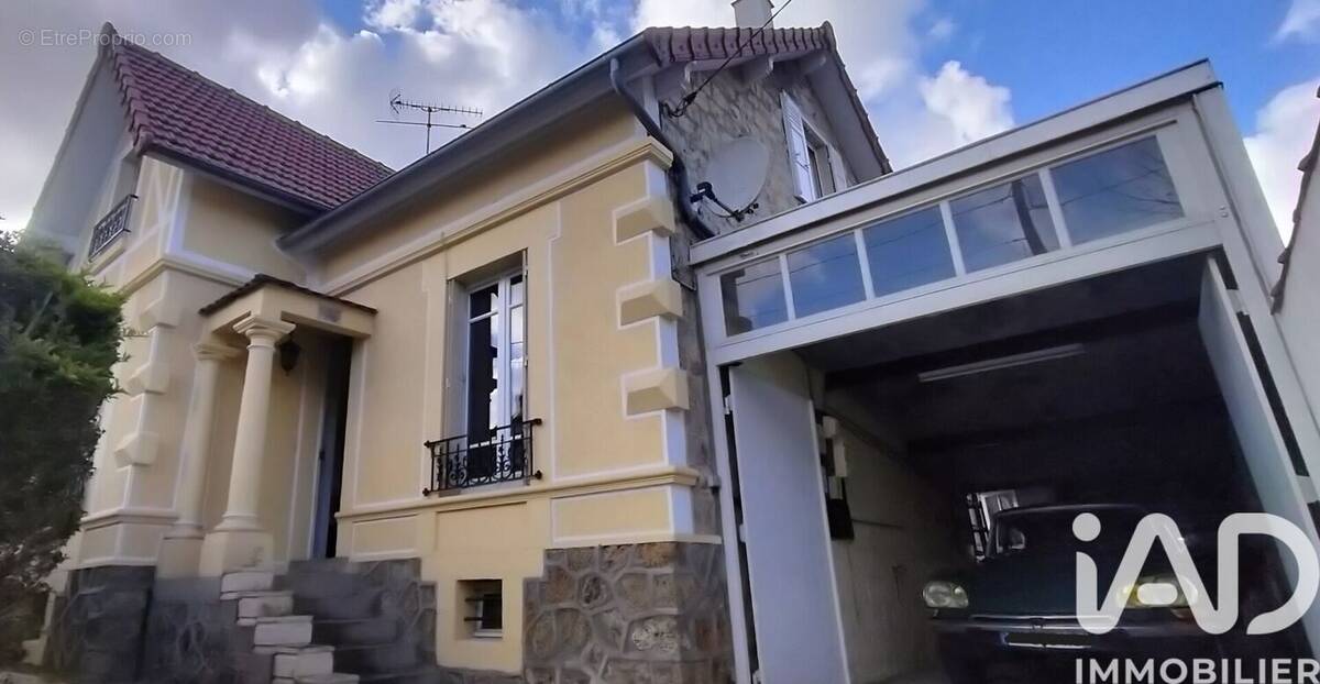 Photo 1 - Maison à BEAUMONT-SUR-OISE