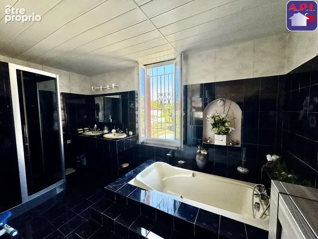 Maison 5 pièces 138 m² à vendre à Pamiers (09100) - photo 6