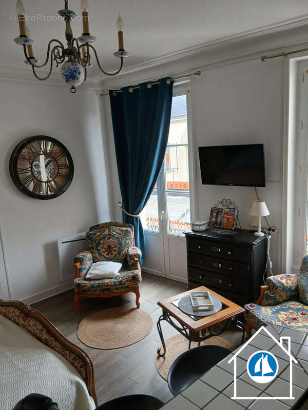 Appartement à ARROMANCHES-LES-BAINS
