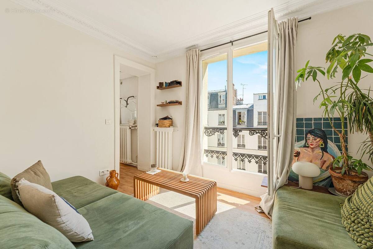 Appartement à PARIS-9E