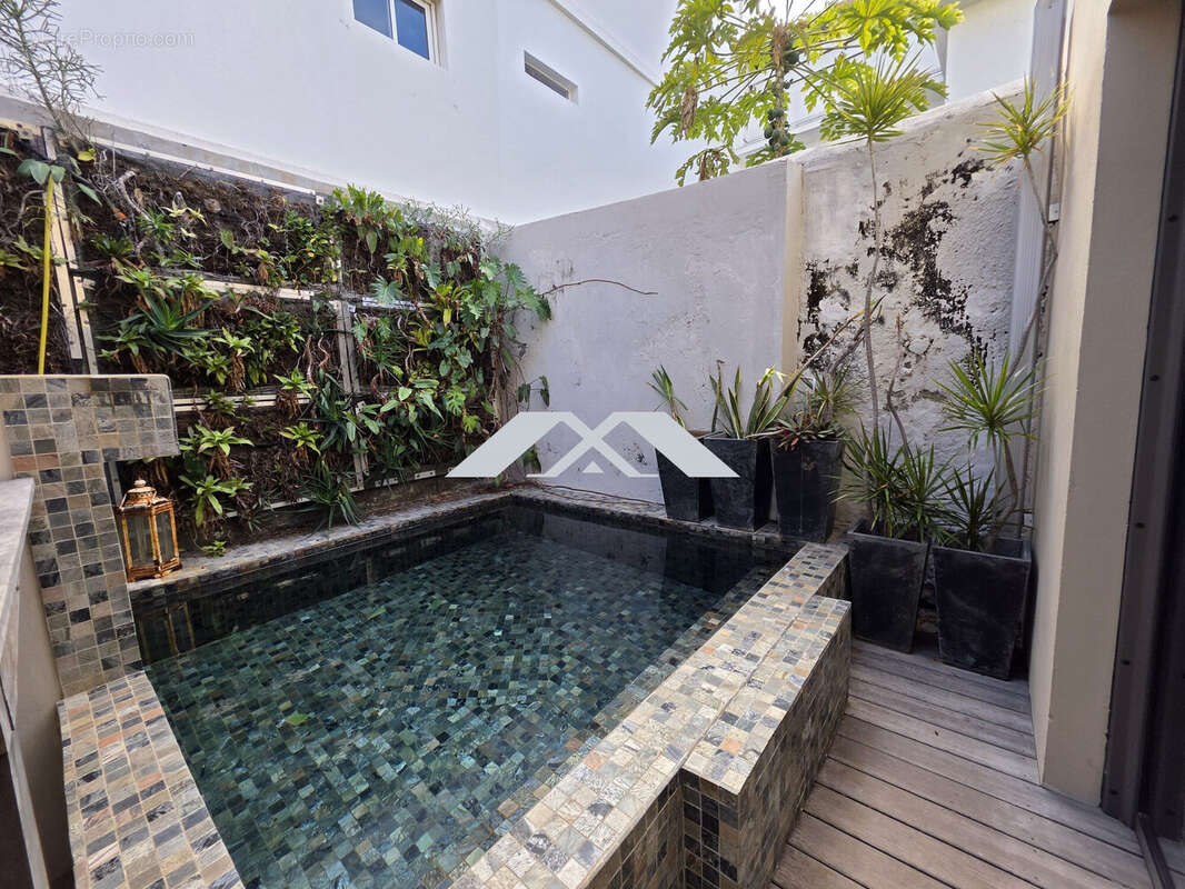 Maison à SAINT-DENIS